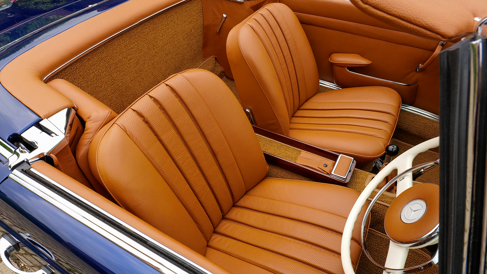 2025 Electric Mercedes Benz SL Pagoda by Everrati 3