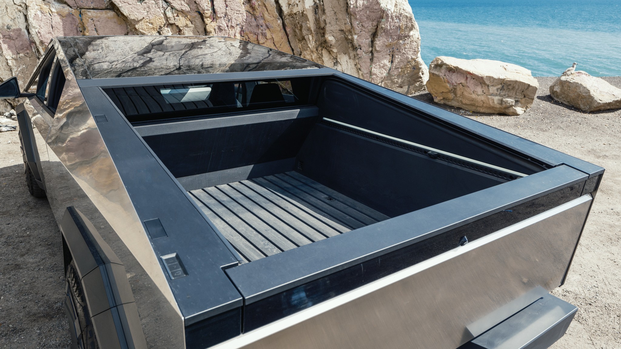 005 2024 Tesla Cyberbeast Cargo Bed