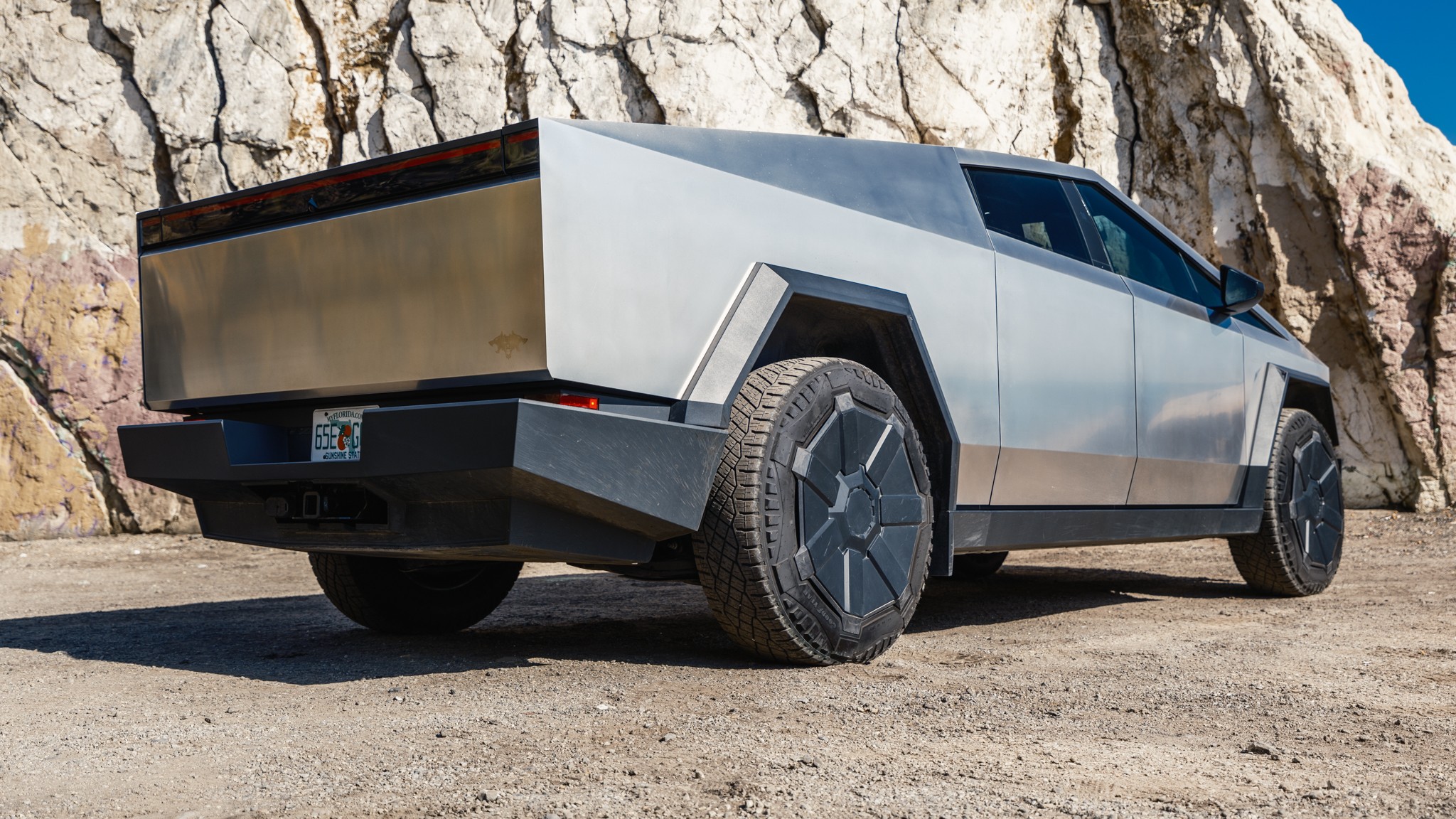 022 2024 Tesla Cyberbeast