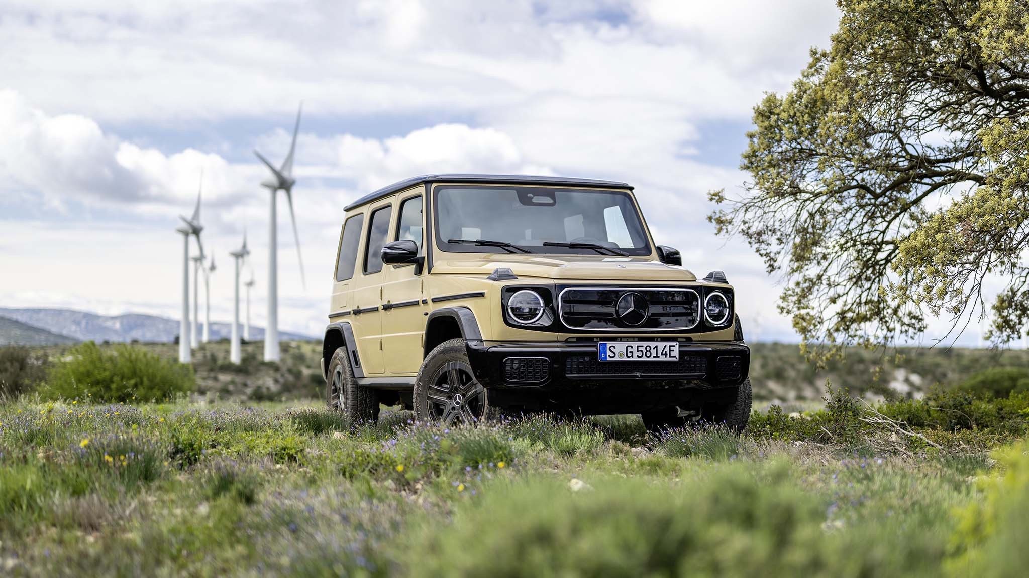 004 2025 mercedes benz g580 electric first drive