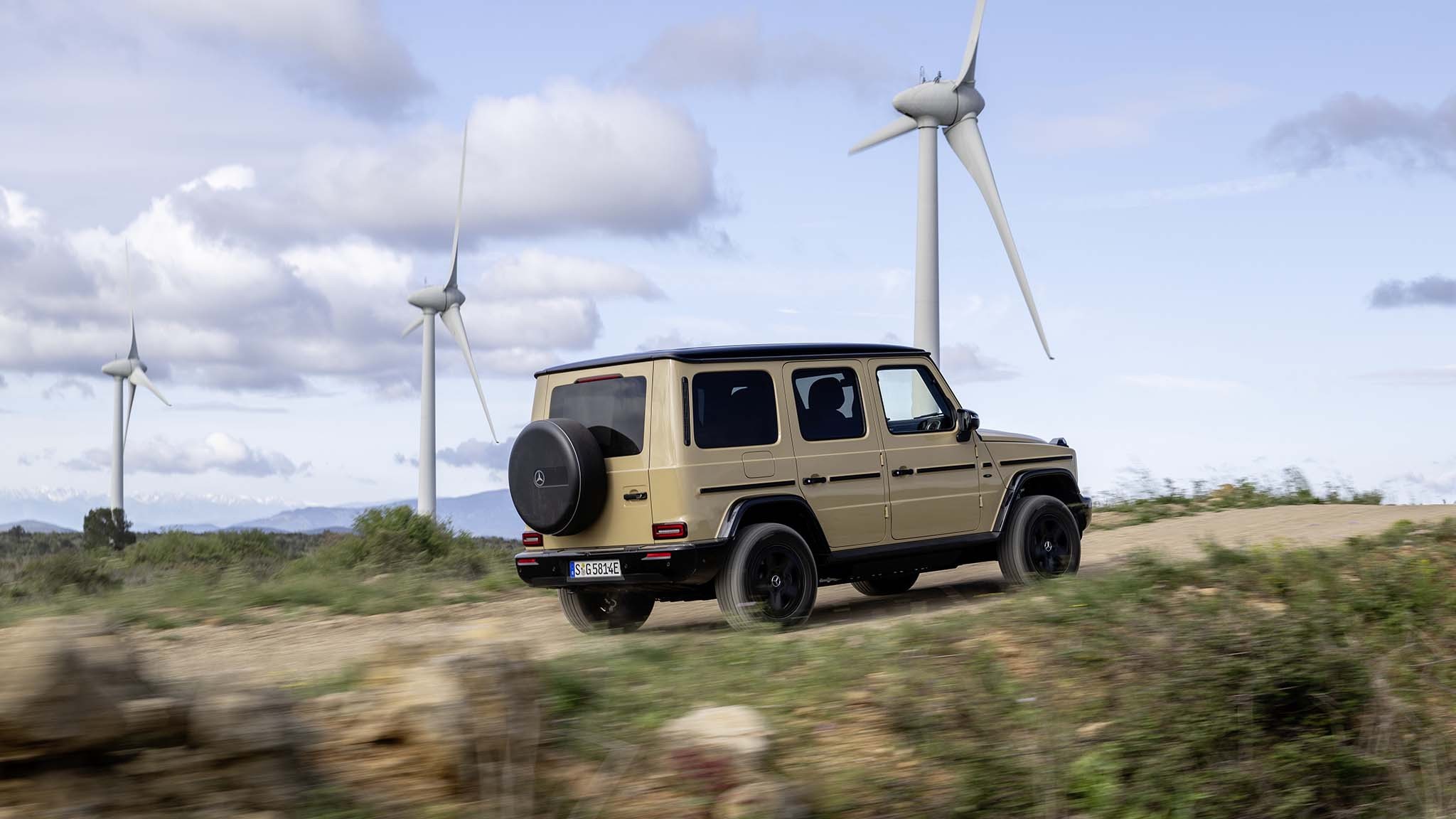 010 2025 mercedes benz g580 electric first drive