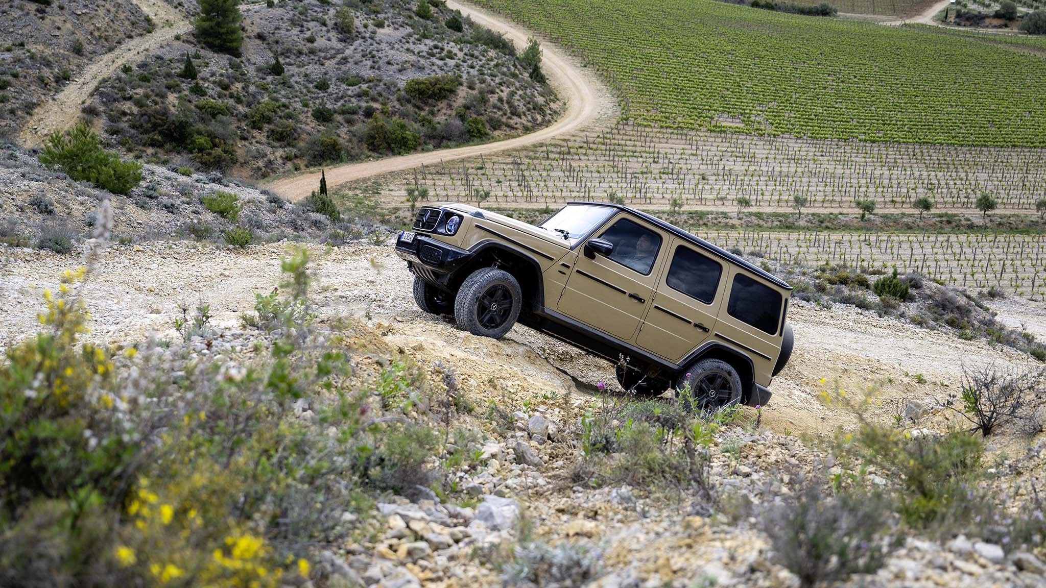 013 2025 mercedes benz g580 electric first drive off road