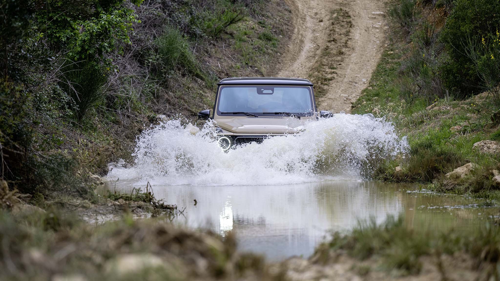 022 2025 mercedes benz g580 electric first drive
