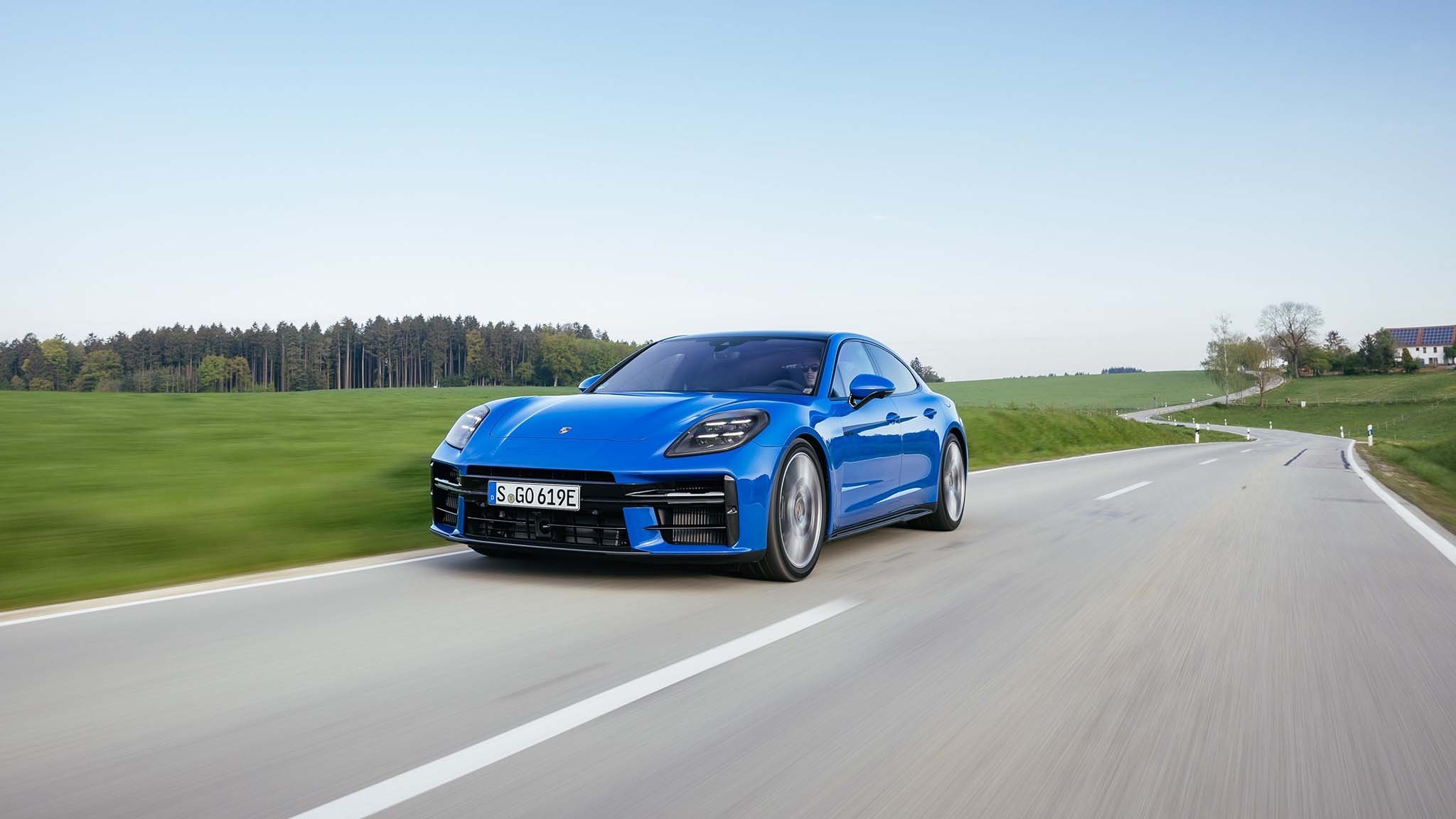 001 2024 porsche panamera 4S e hybrid