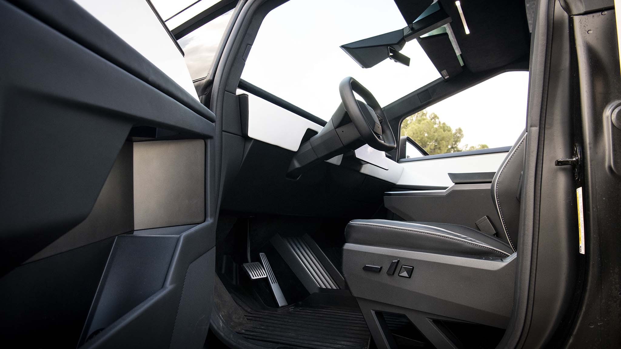 050 tesla cybertruck beast vs porsche 911 carrera t drag race towing rematch