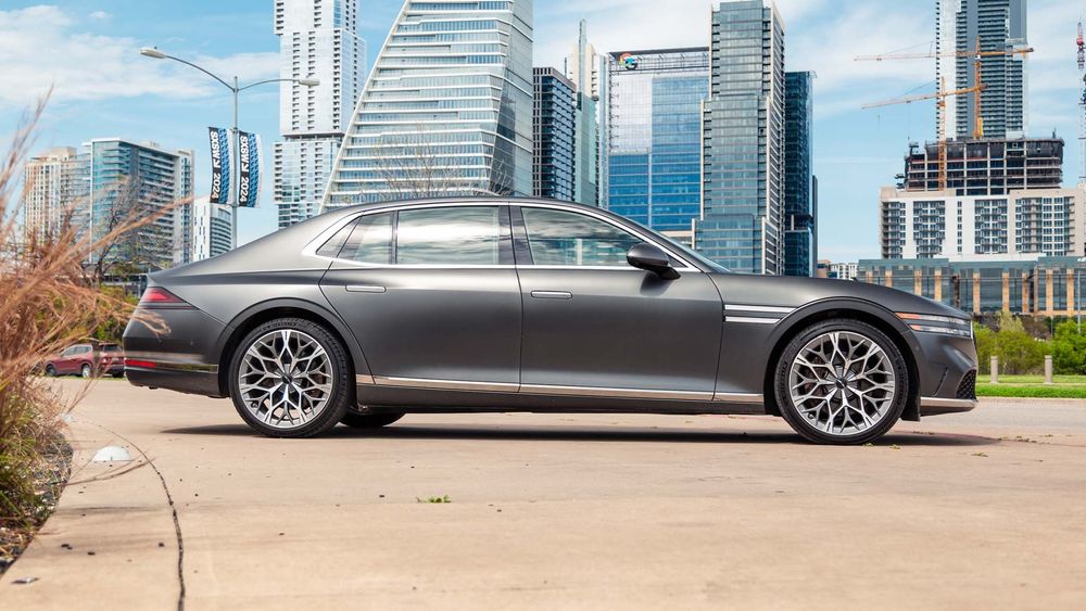 005 2023 genesis g90 yearlong review verdict