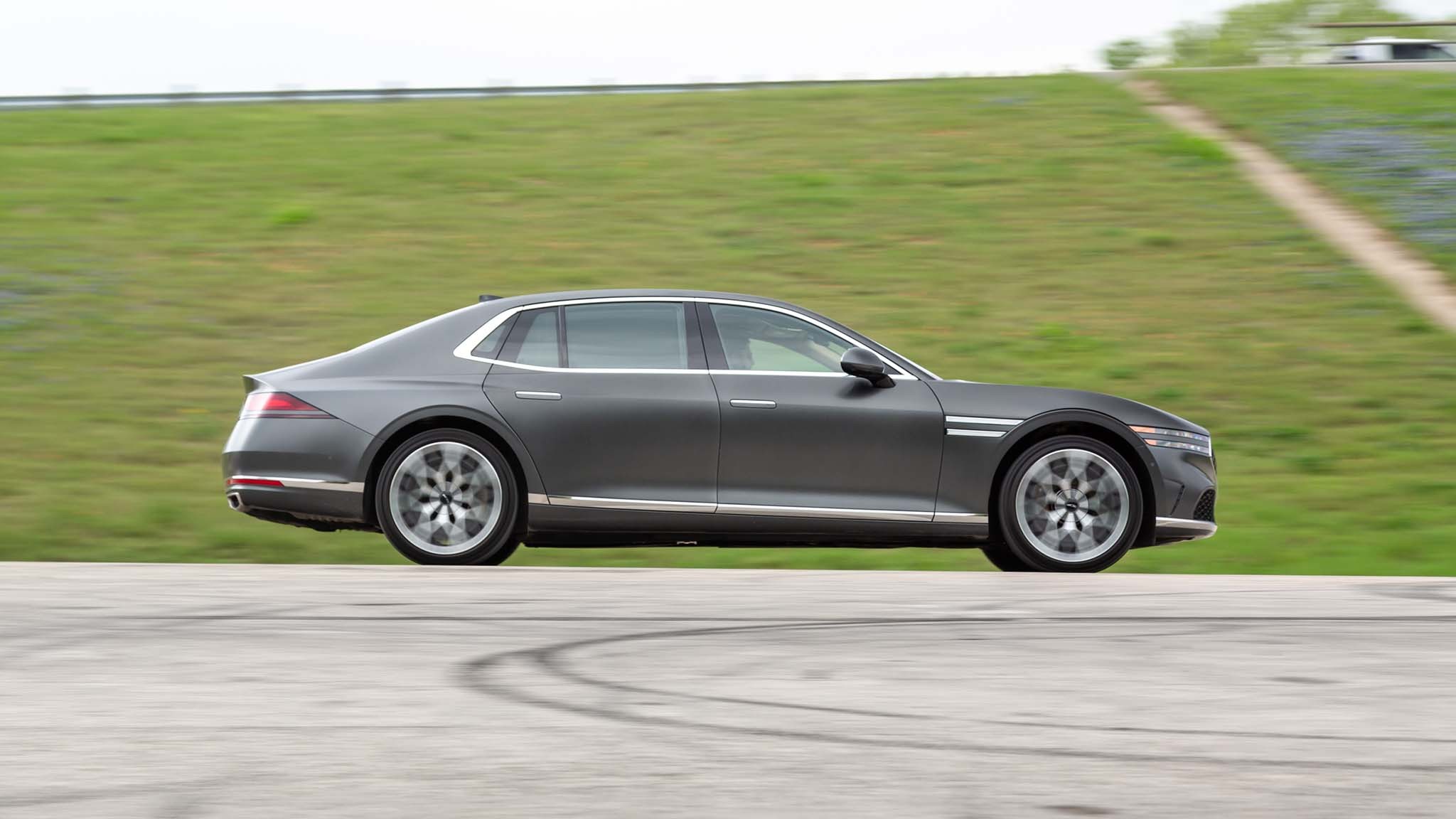 018 2023 genesis g90 yearlong review verdict