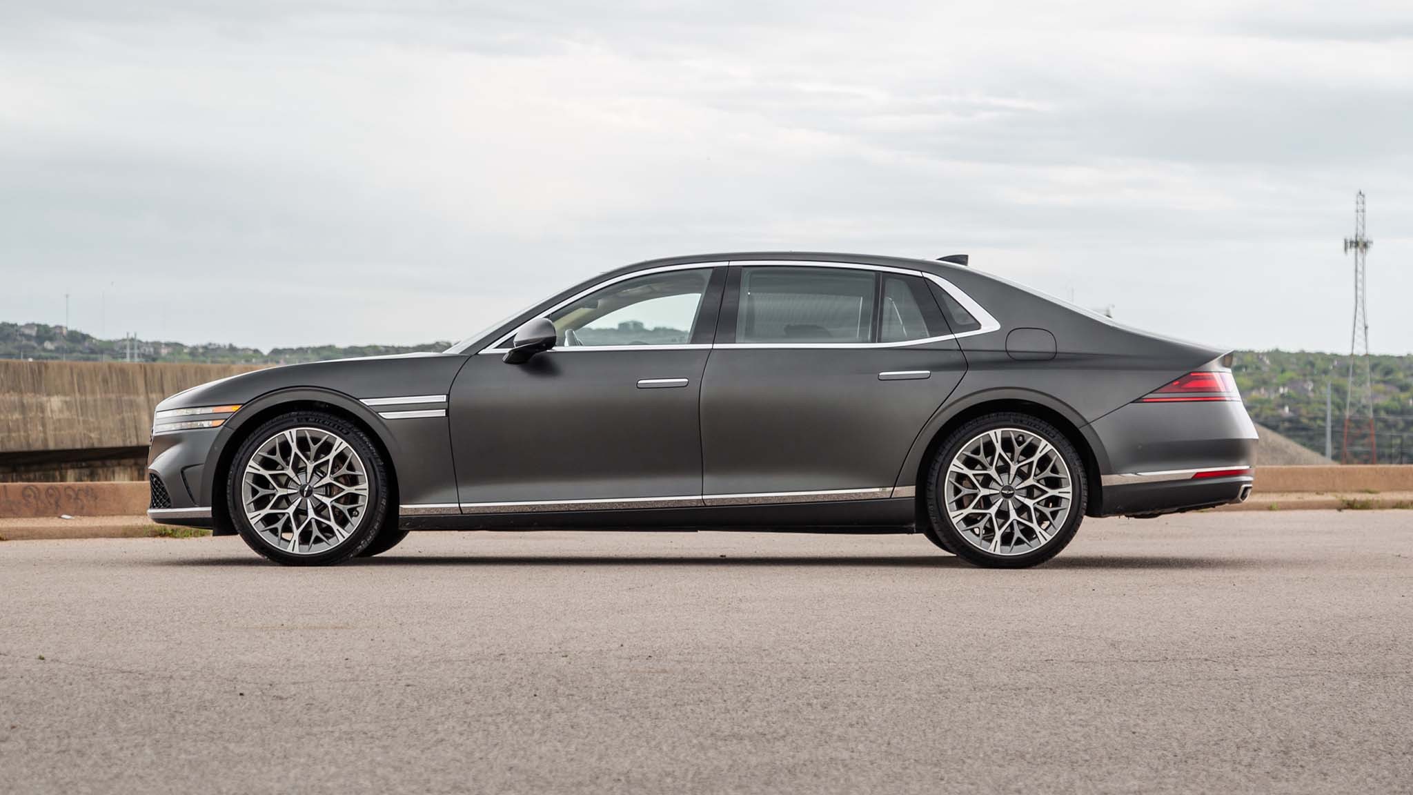 022 2023 genesis g90 yearlong review verdict