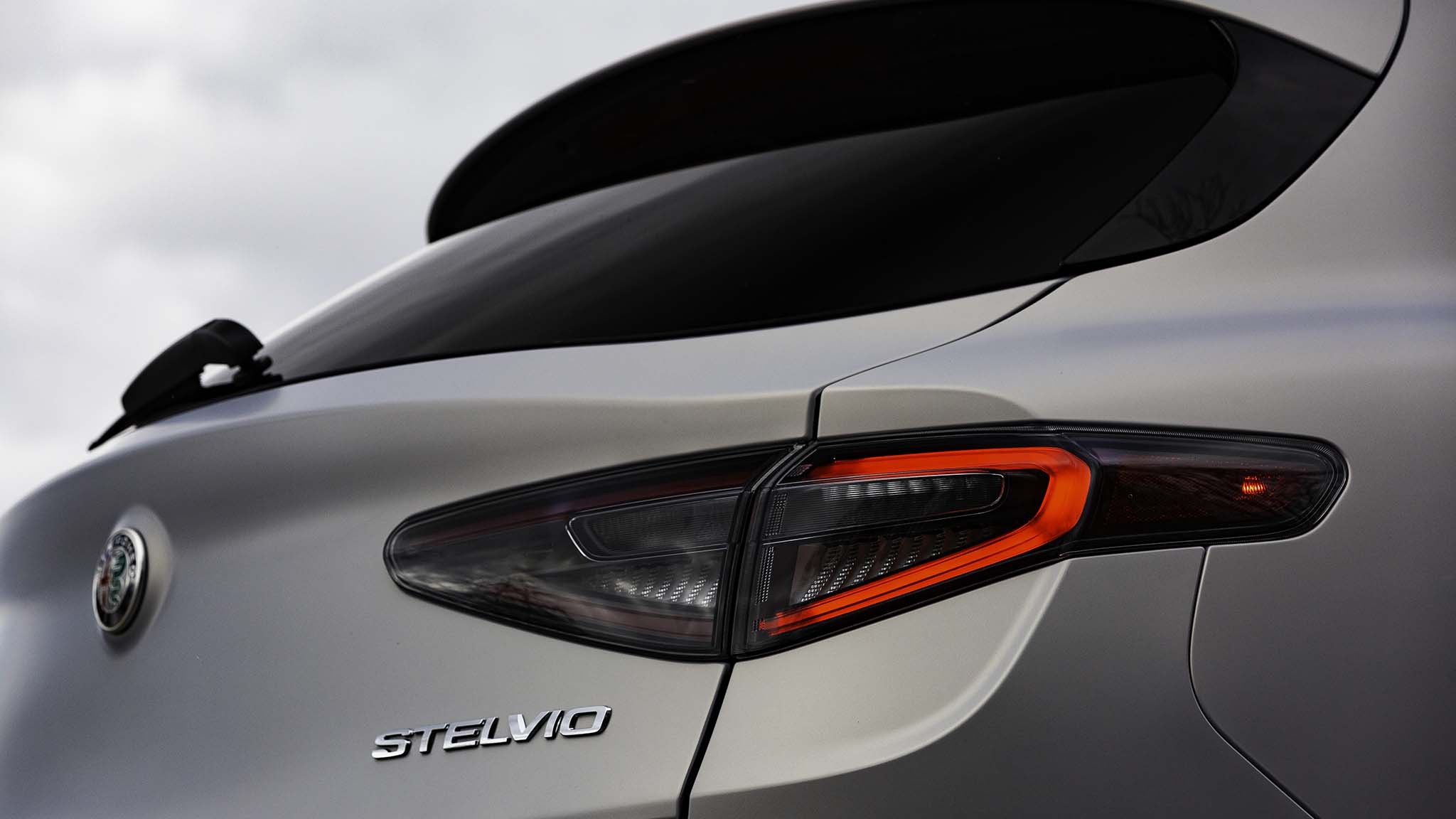 020 2024 Alfa Romeo Stelvio Competizione