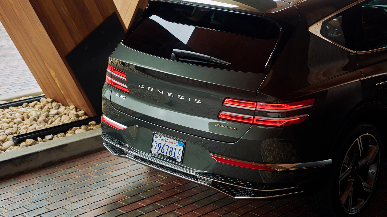 2025 Genesis GV80 SUV first drive 19