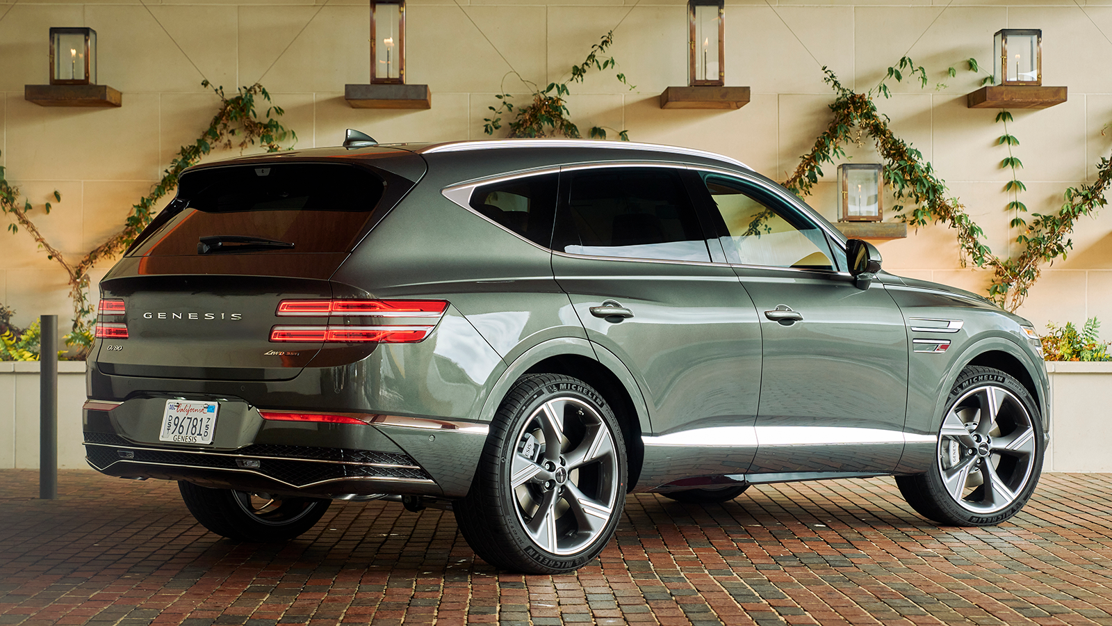 2025 Genesis GV80 SUV first drive 16