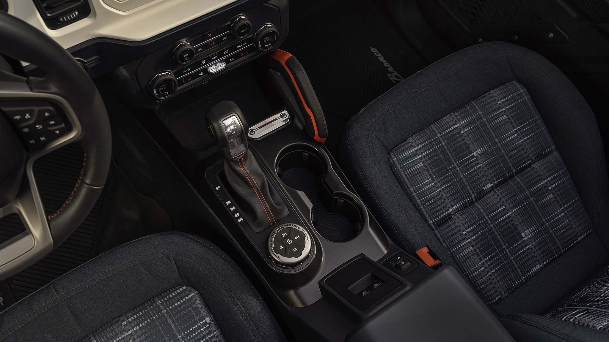 022 2023 Ford Bronco Heritage center console