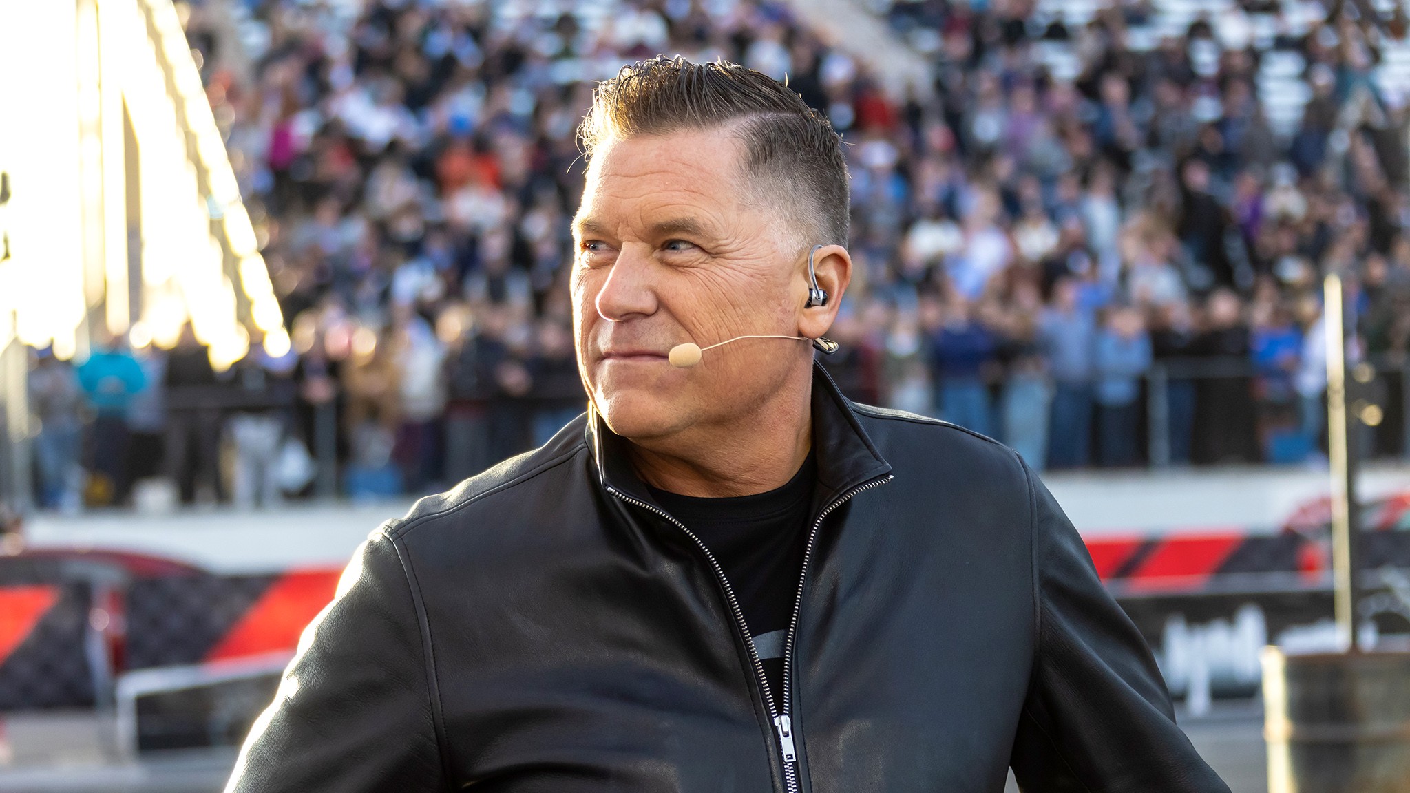 001 Tim Kuniskis Dodge CEO Retiring