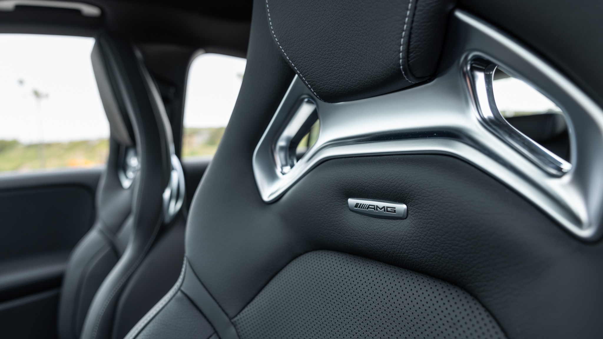 011 2024 Mercedes Benz GLA35 AMG