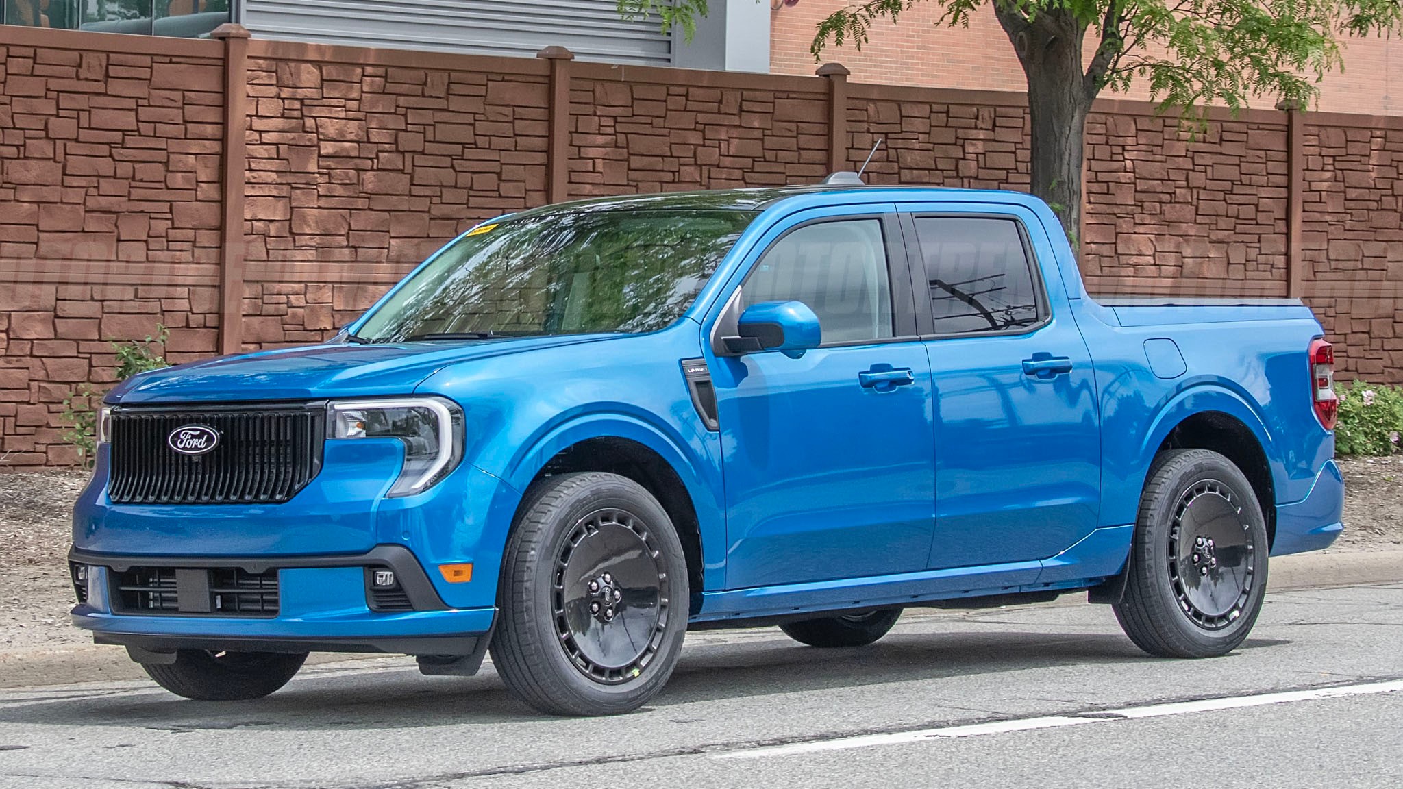 2025 ford maverick spy photos 4