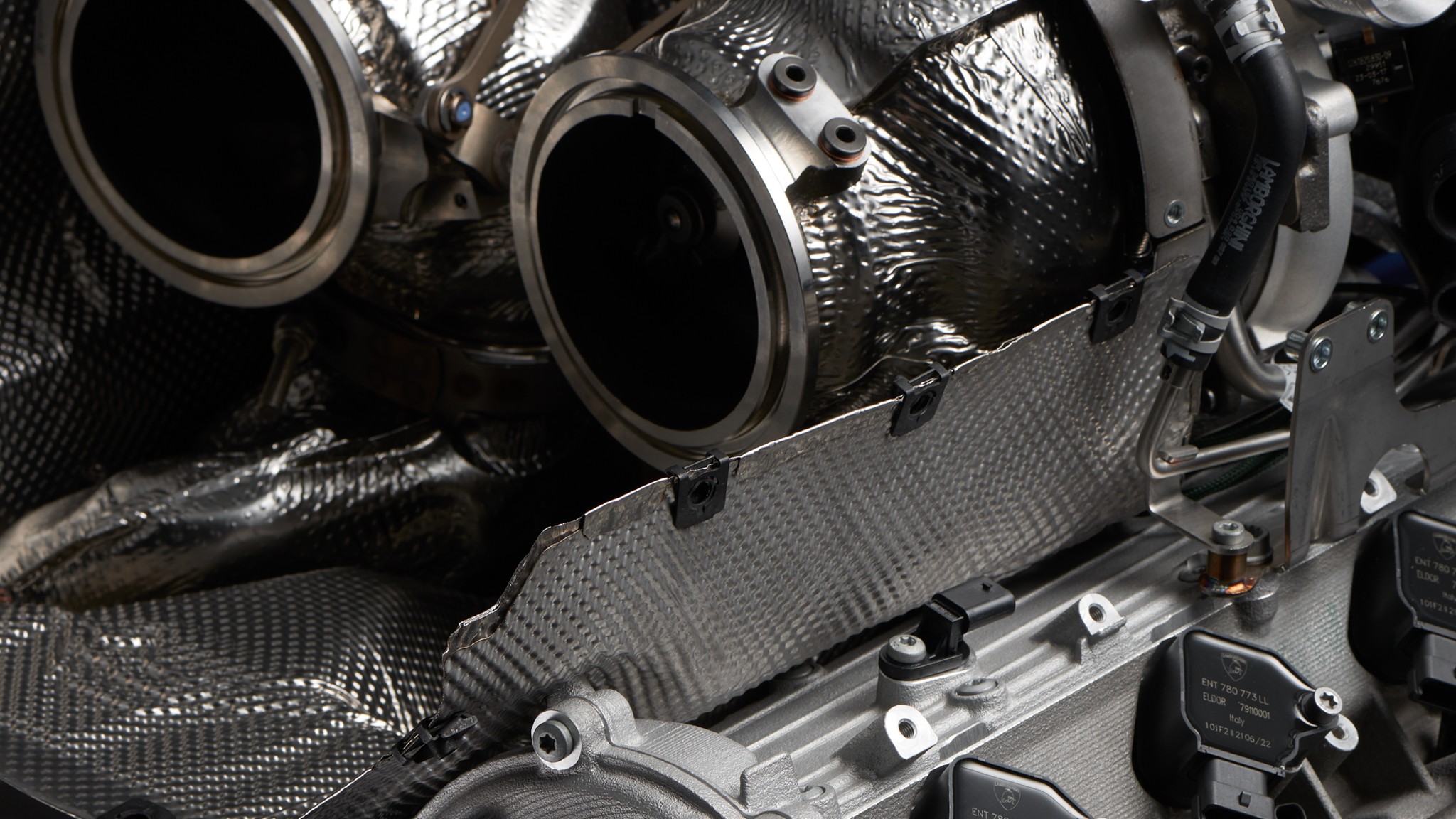 Lamborghini V8 Twin Turbocharger Hybrid Axial Motor Hot Vee 7