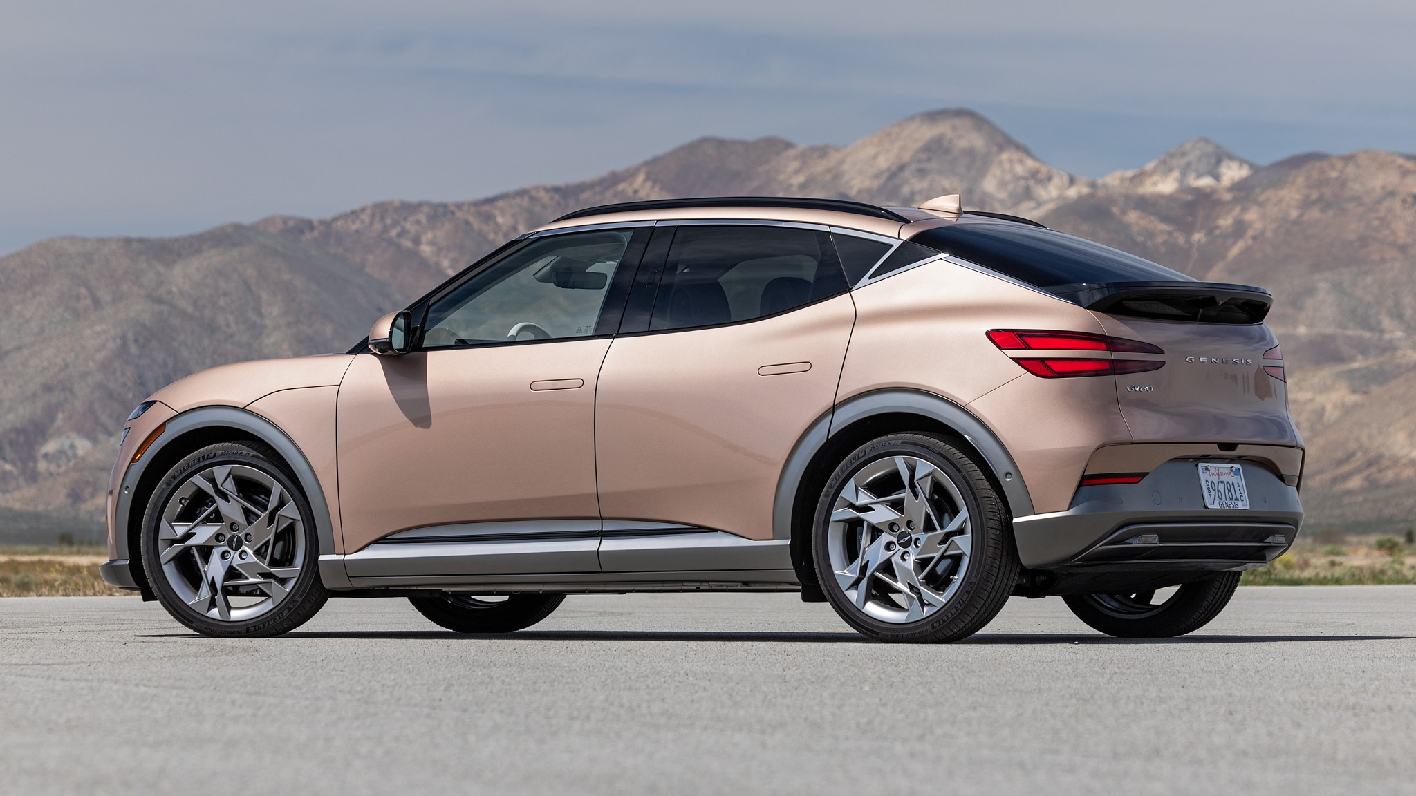 011 2024 Genesis GV60