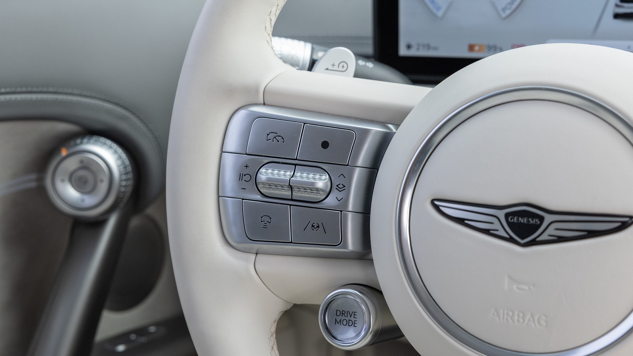 022 2024 Genesis GV60 steering wheel