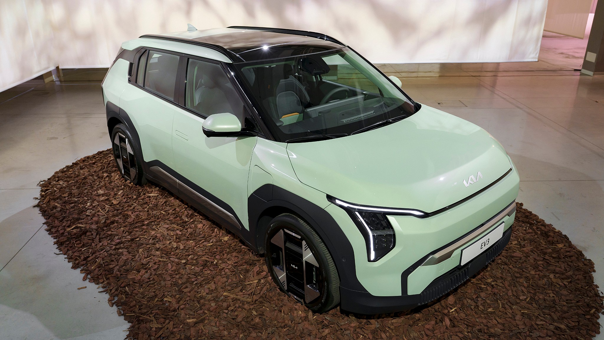 007 kia ev3 first look