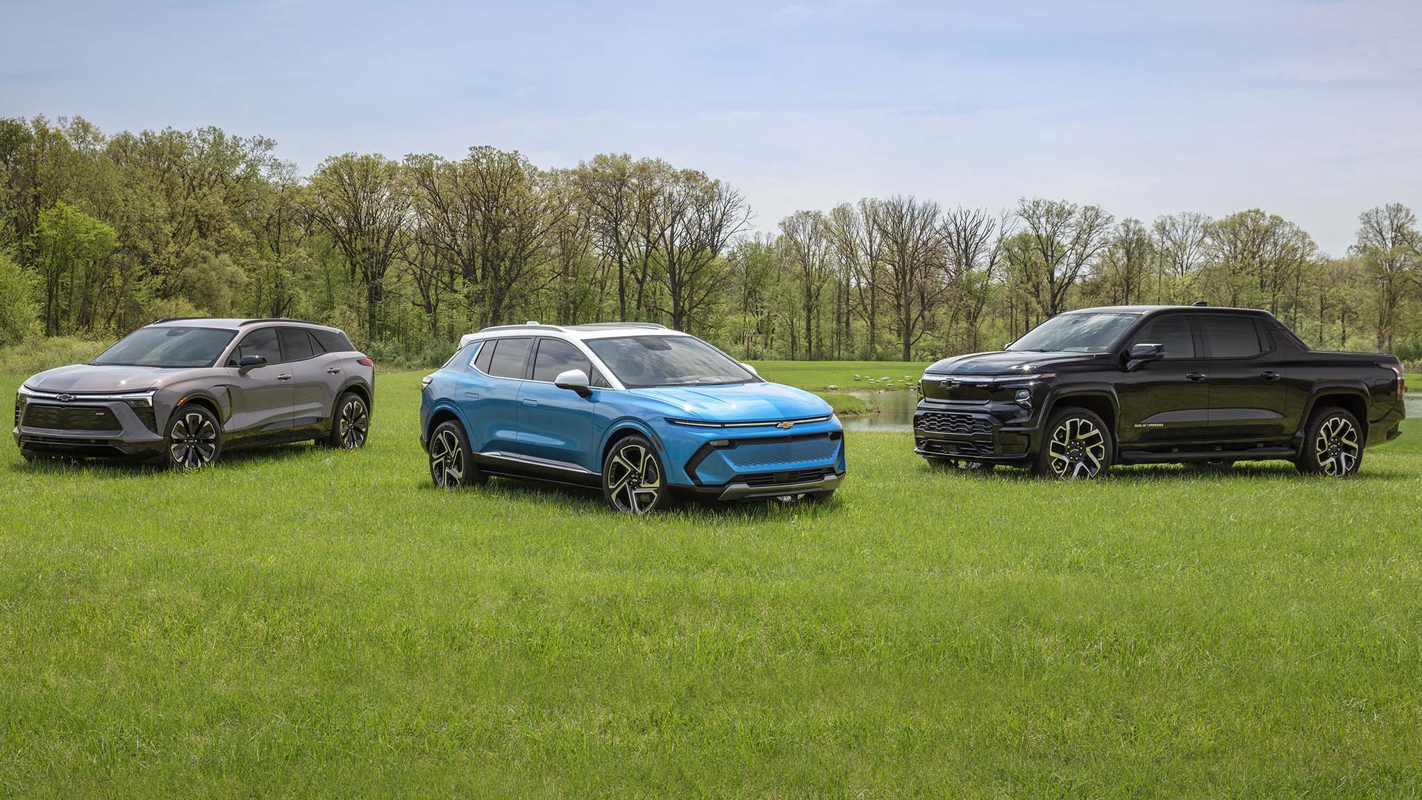 004 2024 silverado ev rst