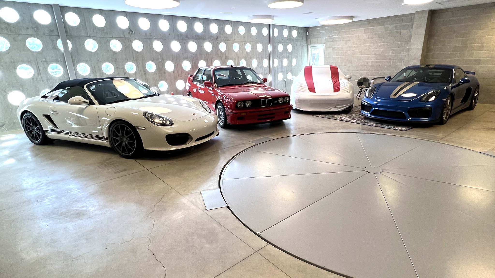 003 2016 981 Cayman GT4 Roadtrip Review crosscountry Carbon buckets