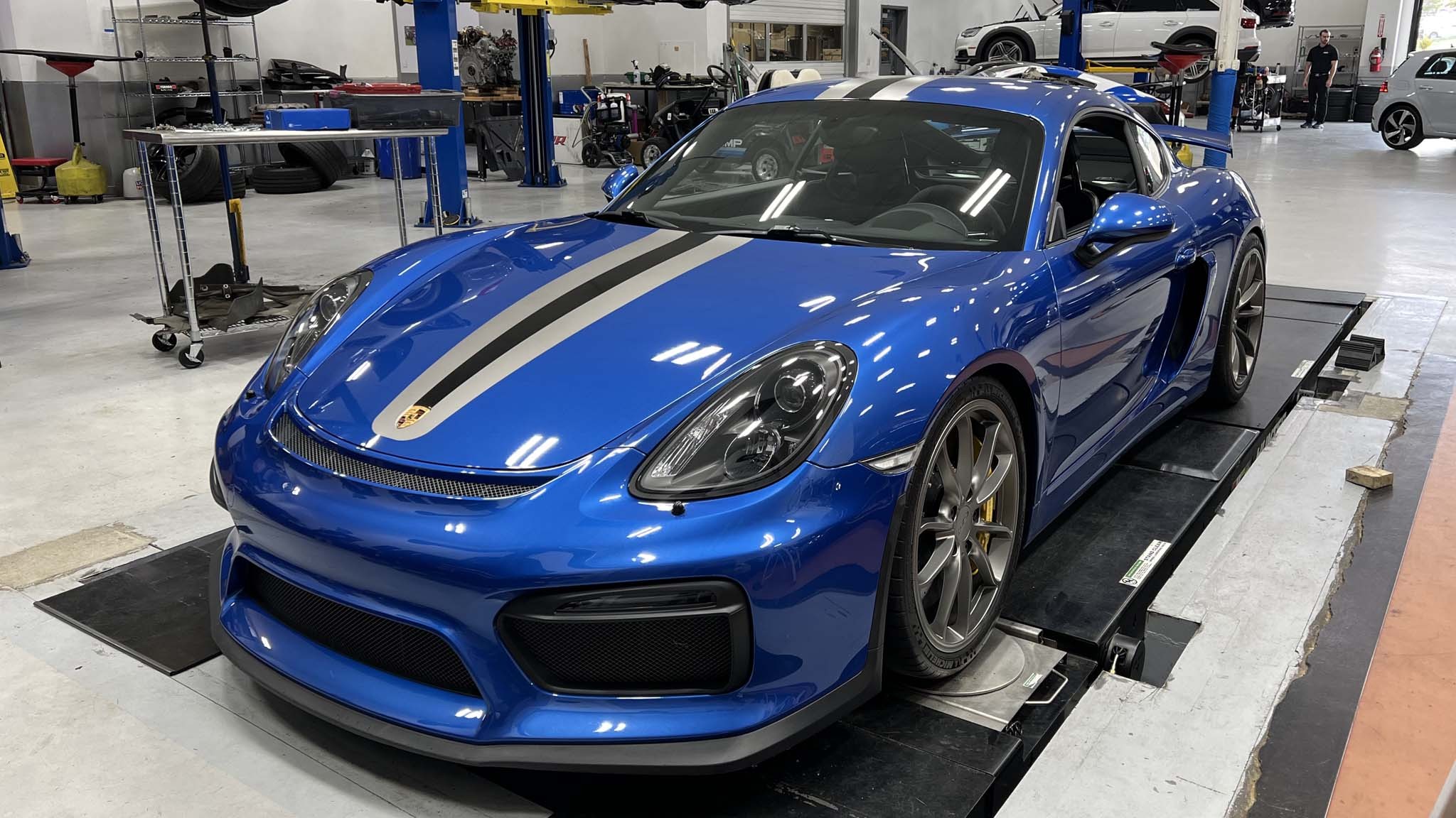 016 2016 981 Cayman GT4 Roadtrip Review crosscountry Carbon buckets