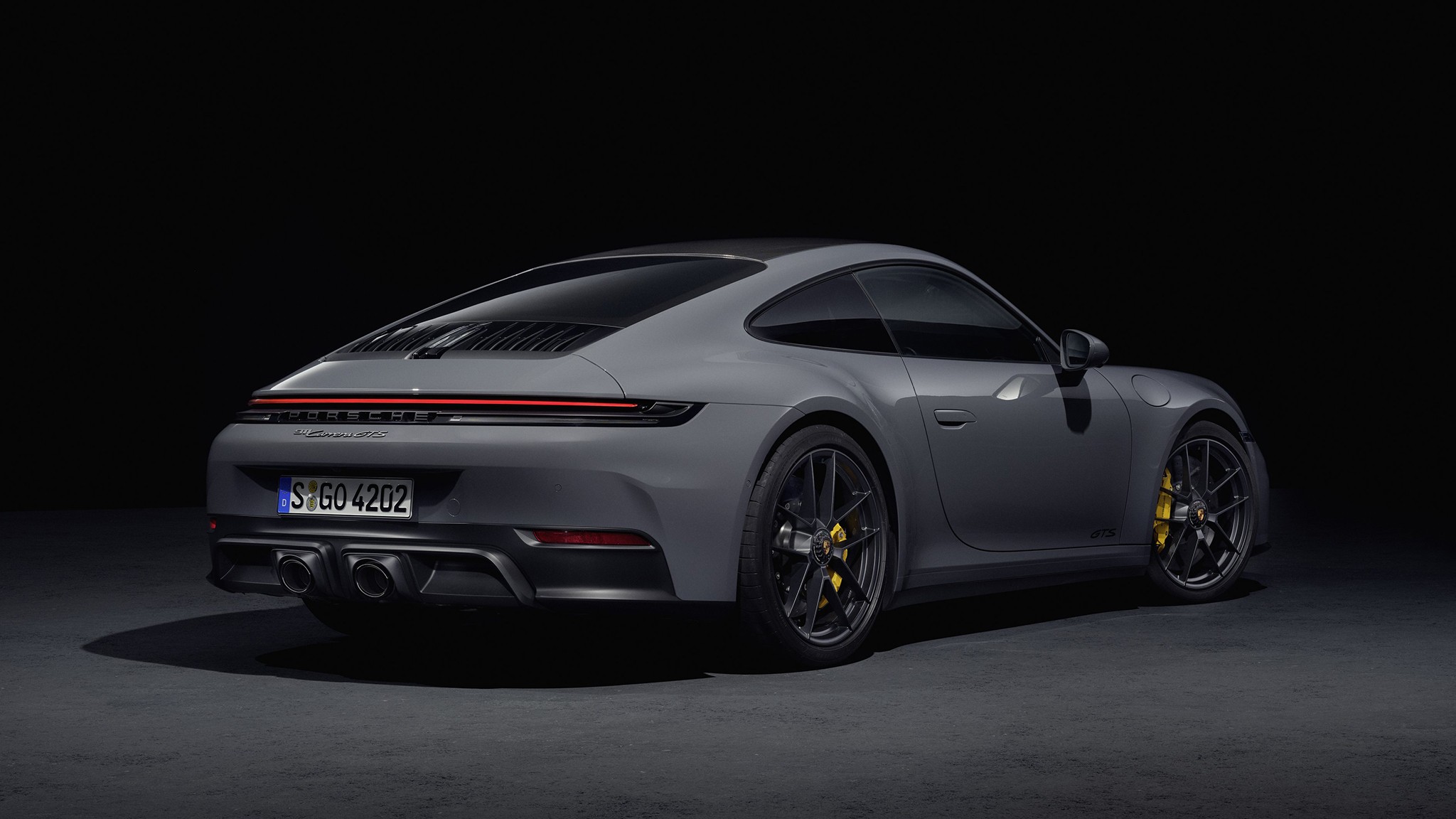 04 2025 Porsche 911 Carrera GTS T