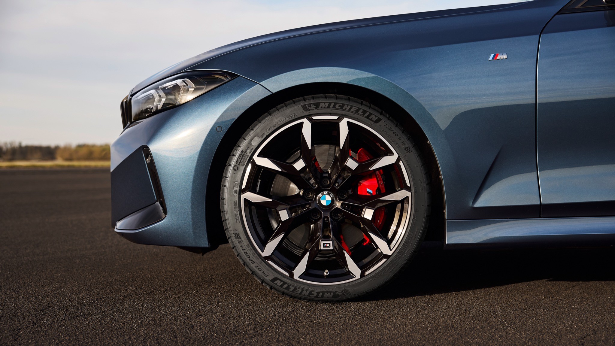 2025 bmw 3 series sedan 19