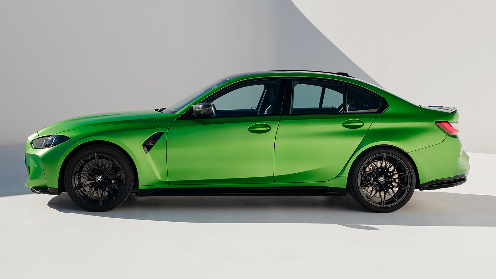 2025 BMW M3 sedan first look review 14