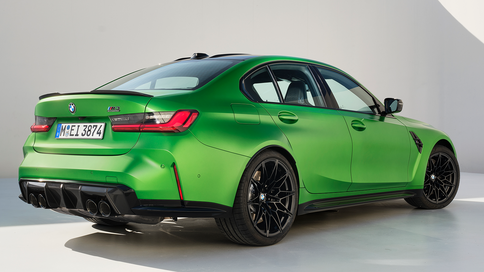 2025 BMW M3 sedan first look review 12