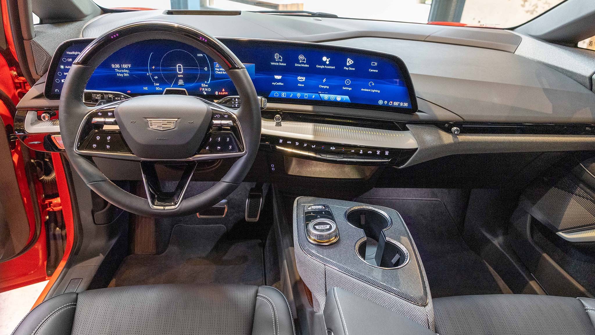 007 2025 Cadillac Optiq