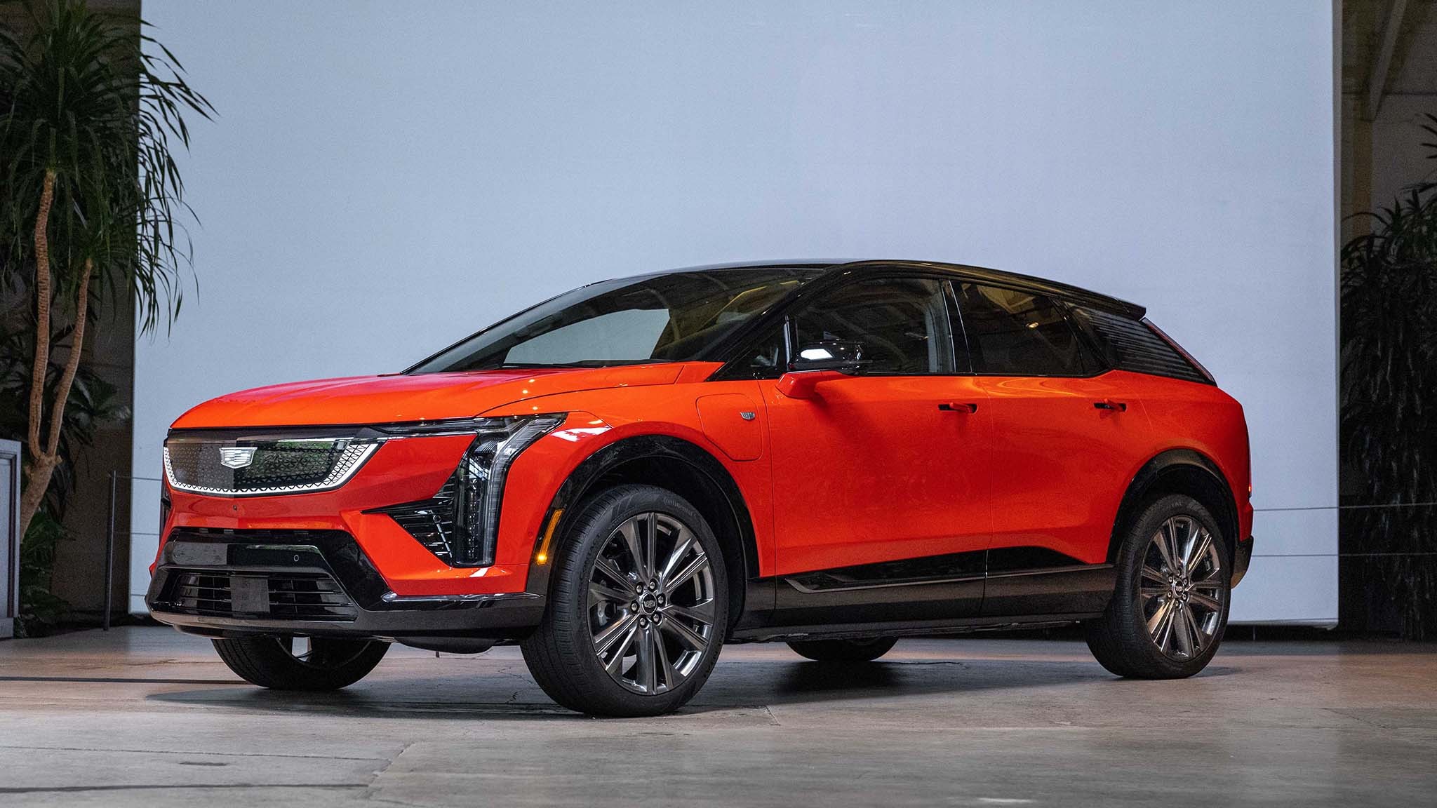 016 2025 Cadillac Optiq