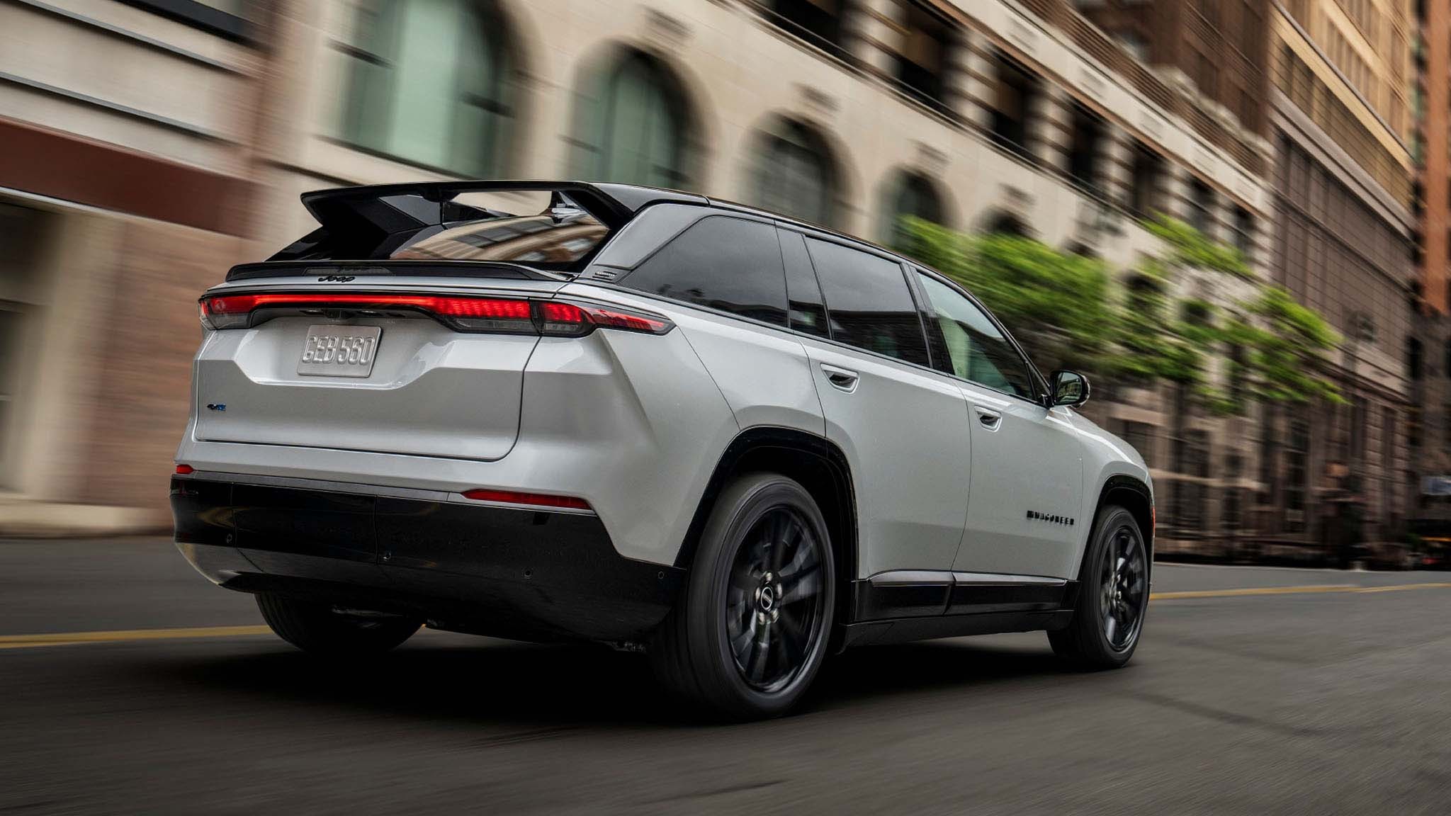 003 2024 jeep wagoneer s electric suv first look