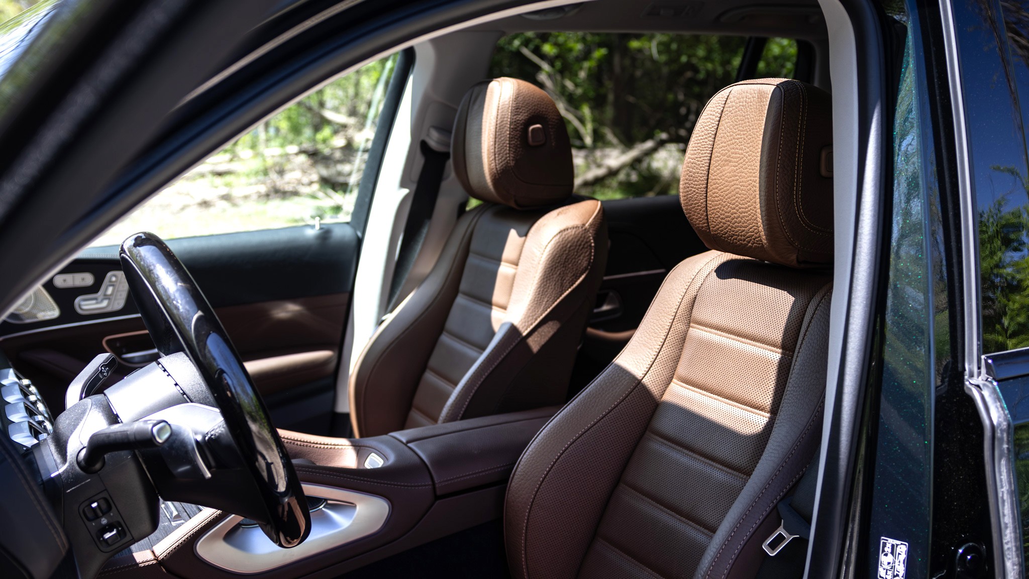 032 2024 Mercedes Benz GLS580