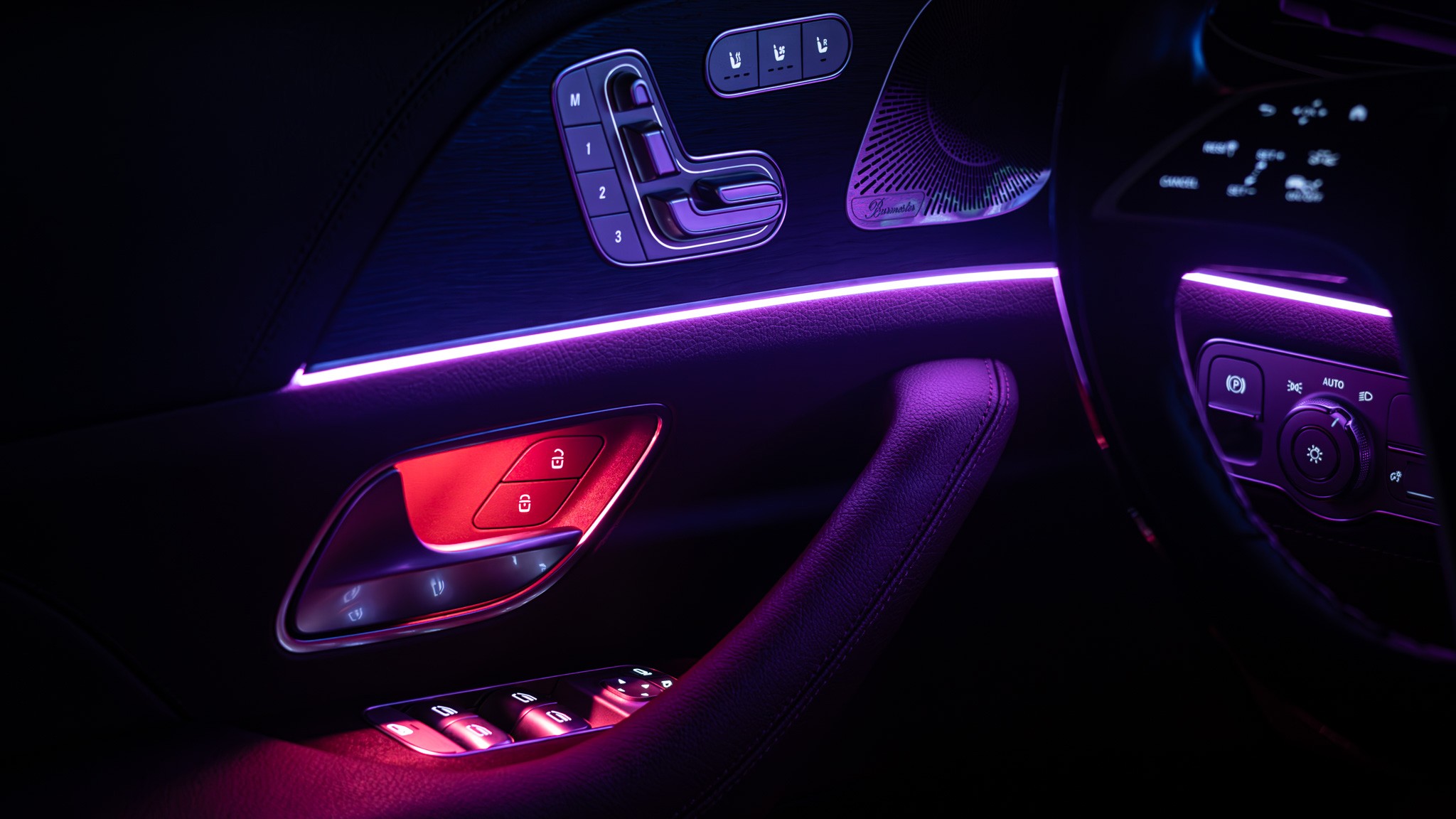 039 2024 Mercedes Benz GLS580