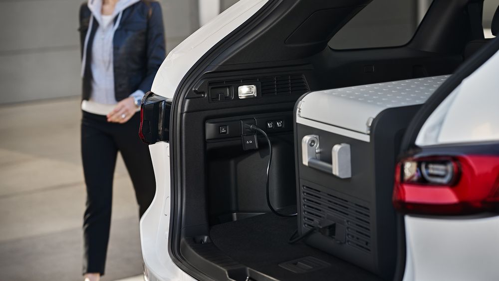 028 mazda cx 70 vs cx 90 specs comparison