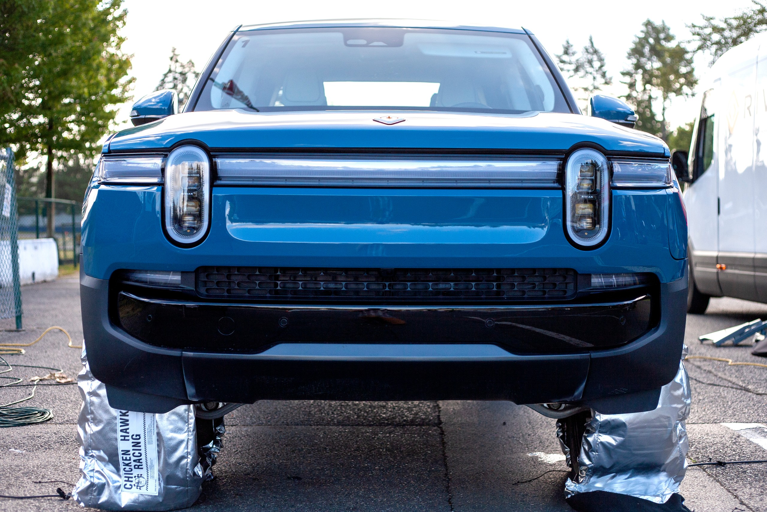 006 2025 rivian r1t electric truck r1s suv first drive