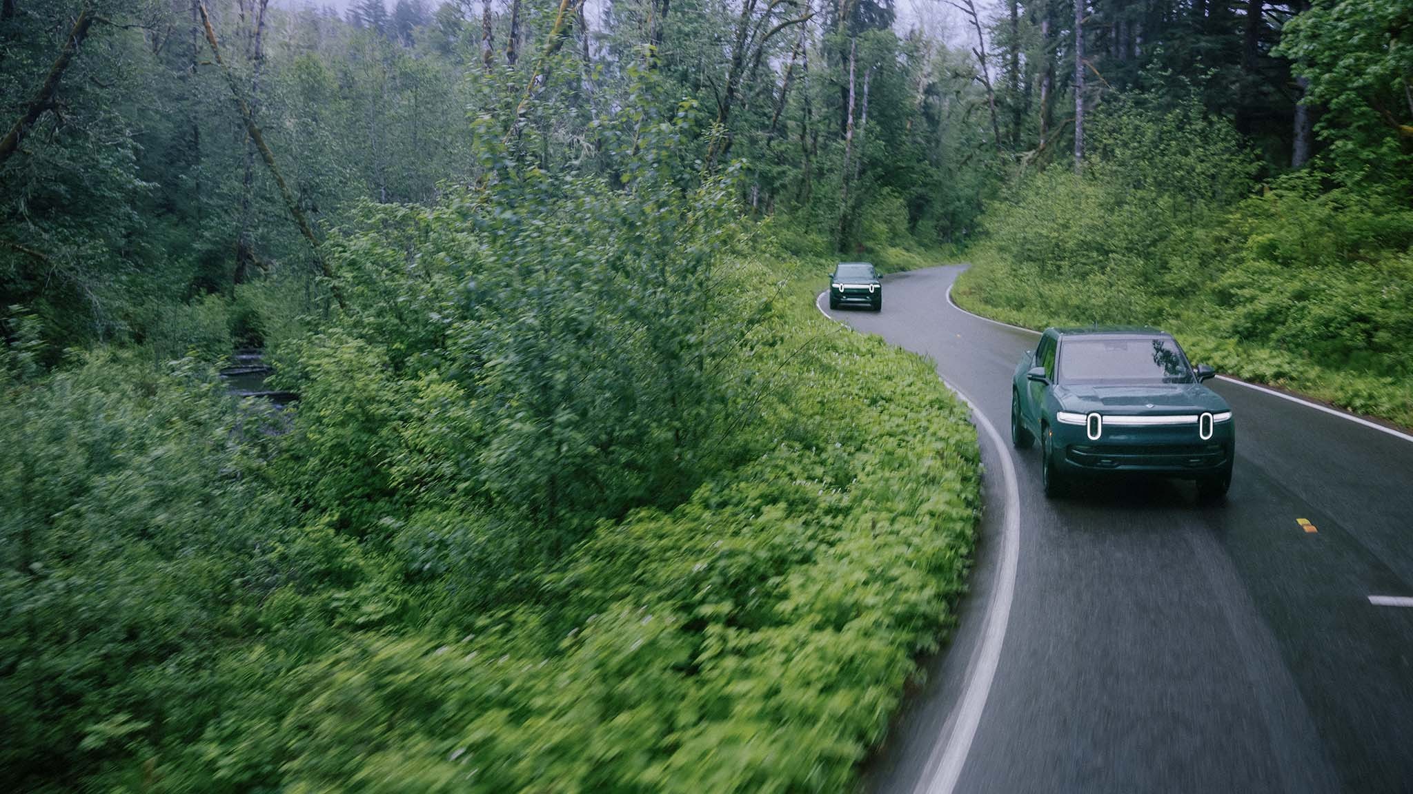 013 2025 rivian r1t electric truck r1s suv first drive