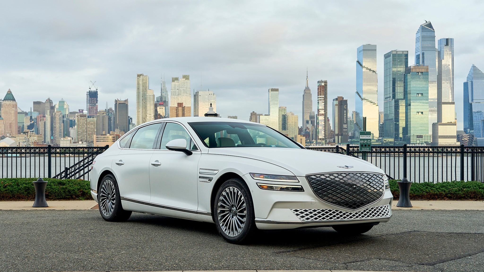 2025 Genesis G80 Electric