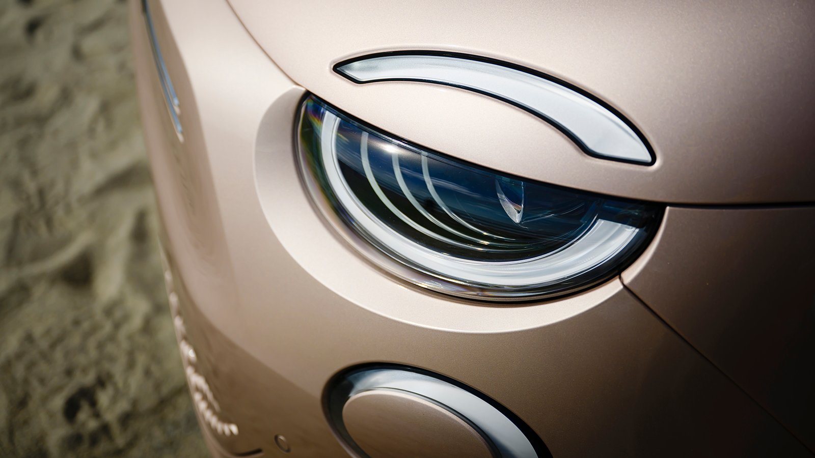 2024 Fiat 500e Inspired by Beauty 2