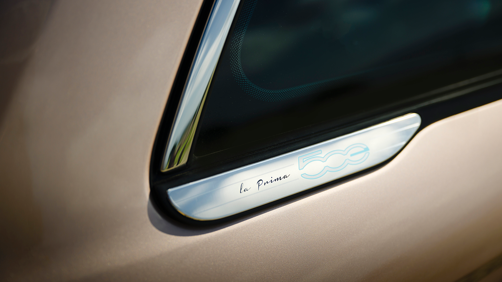 2024 Fiat 500e Inspired by Beauty 4