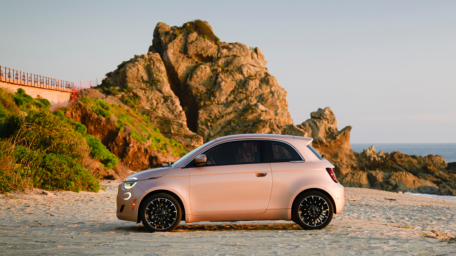 2024 Fiat 500e Inspired by Beauty 5