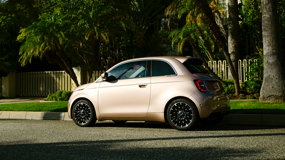 2024 Fiat 500e Inspired by Beauty 9
