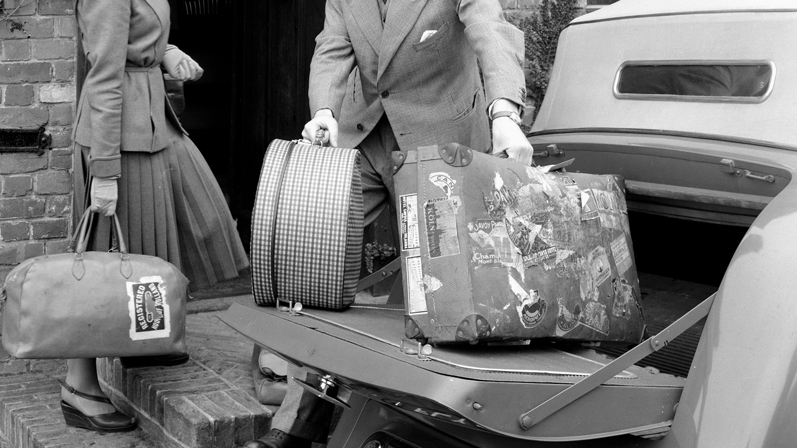 Bentley Bustleback design feature 1