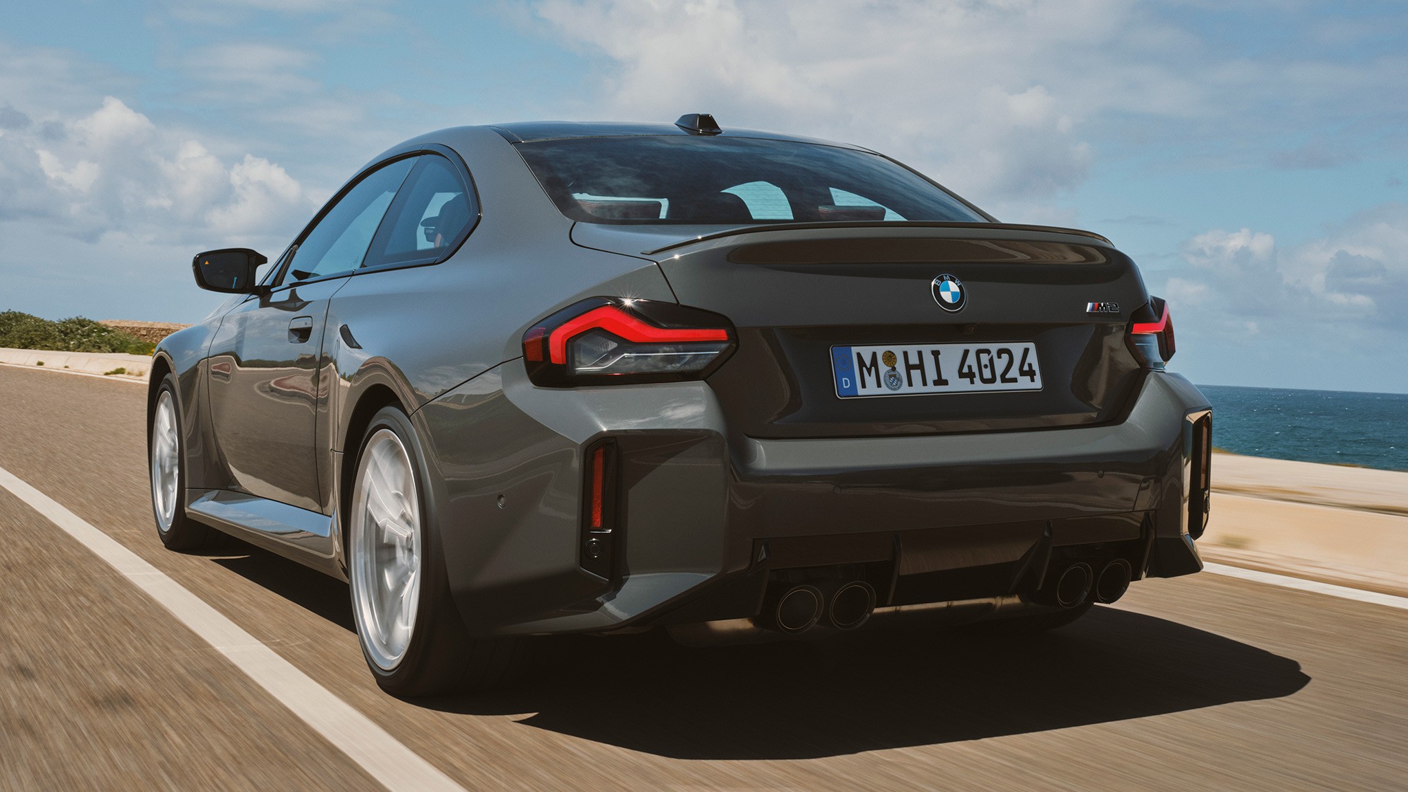 2025 BMW M2 coupe 17