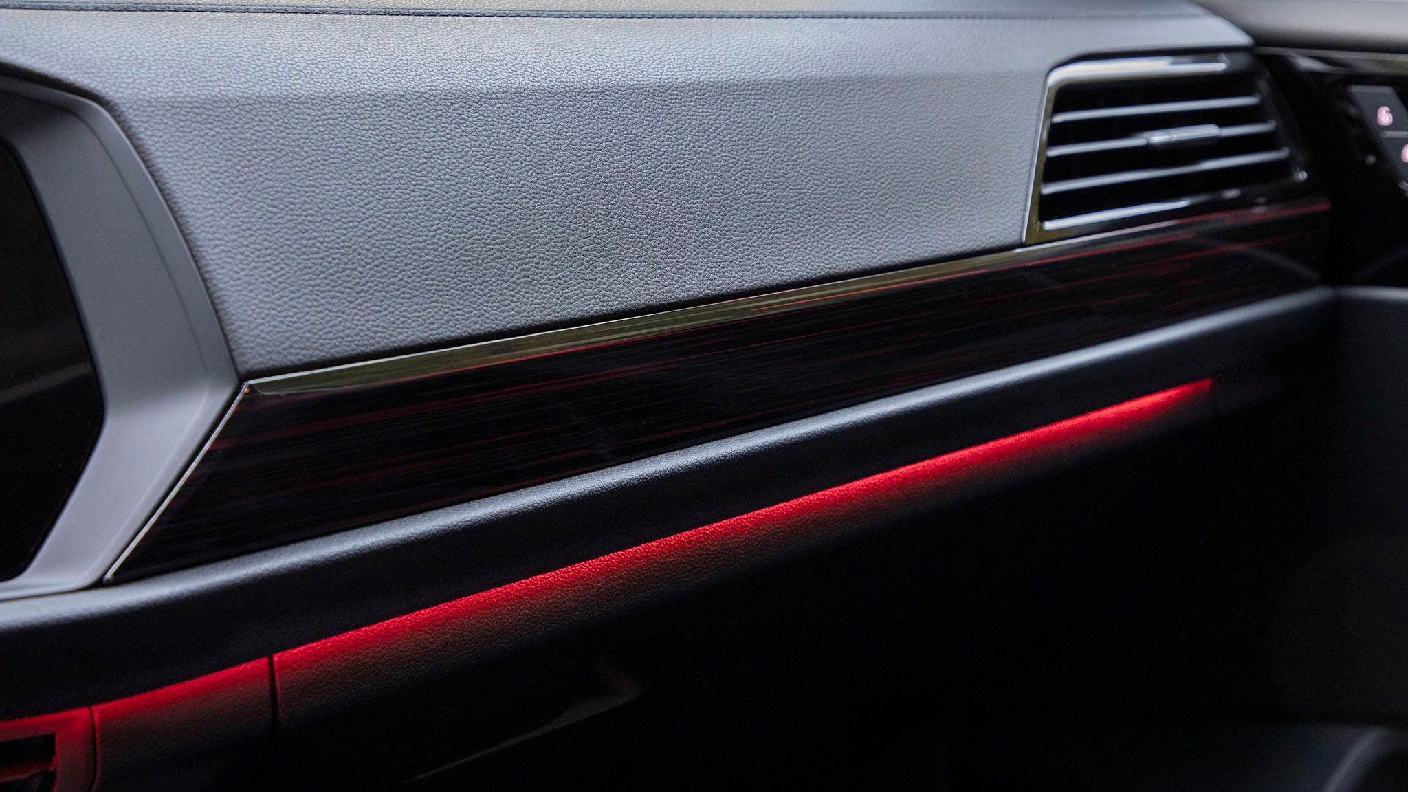 005 2024 volkswagen jetta gli