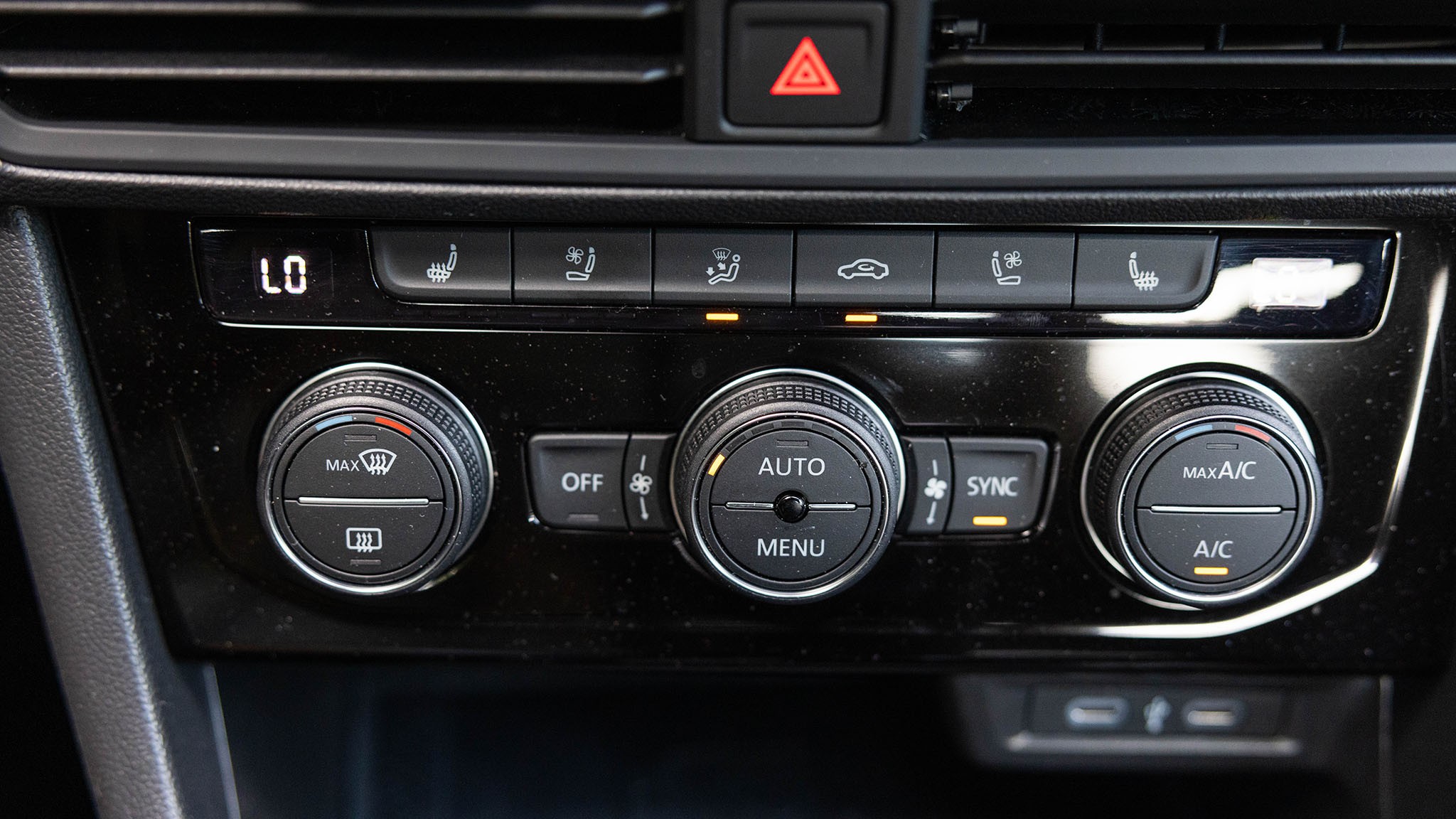 008 2024 volkswagen jetta gli