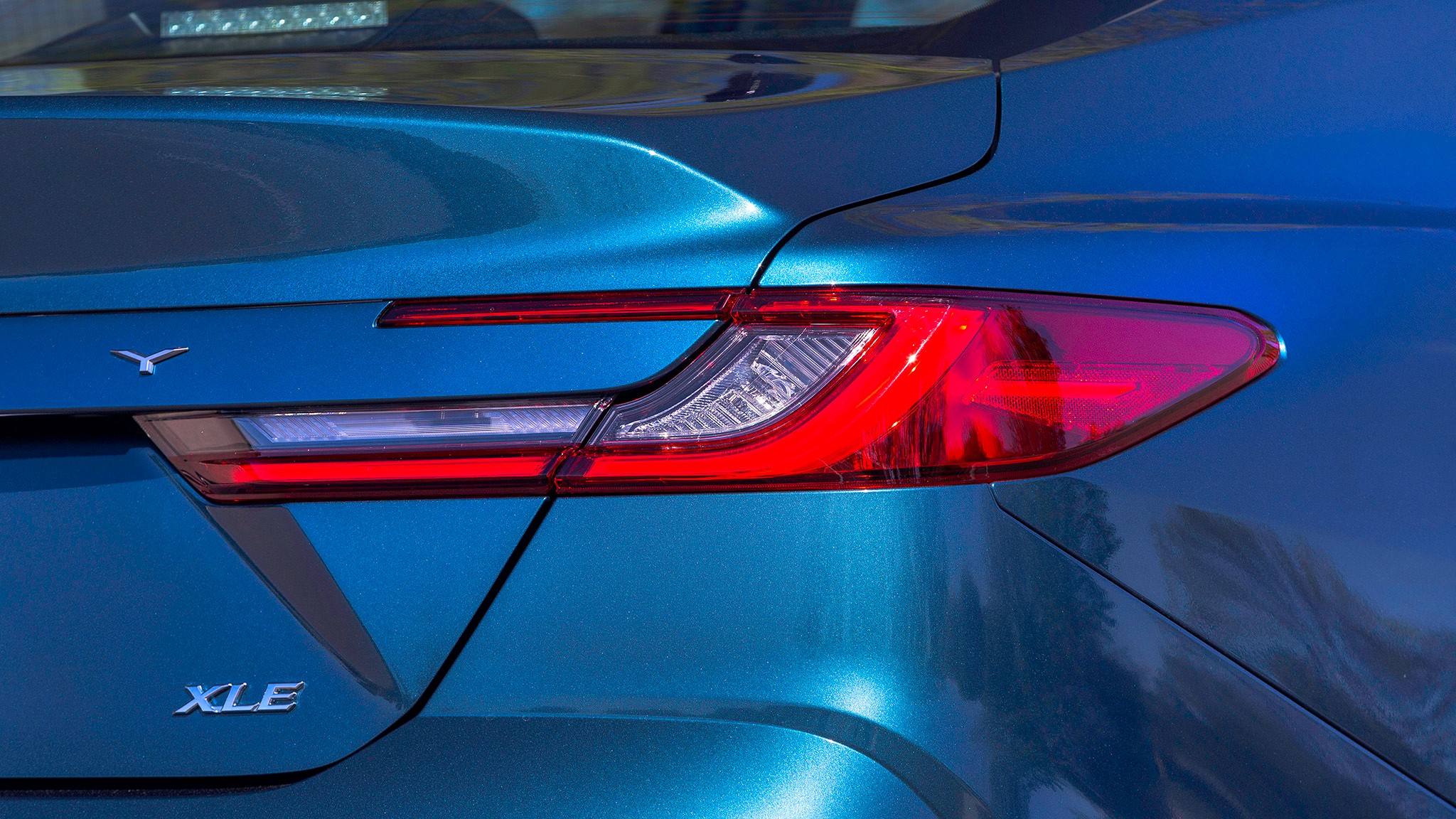 021 2025 Toyota Camry XLE AWD taillight