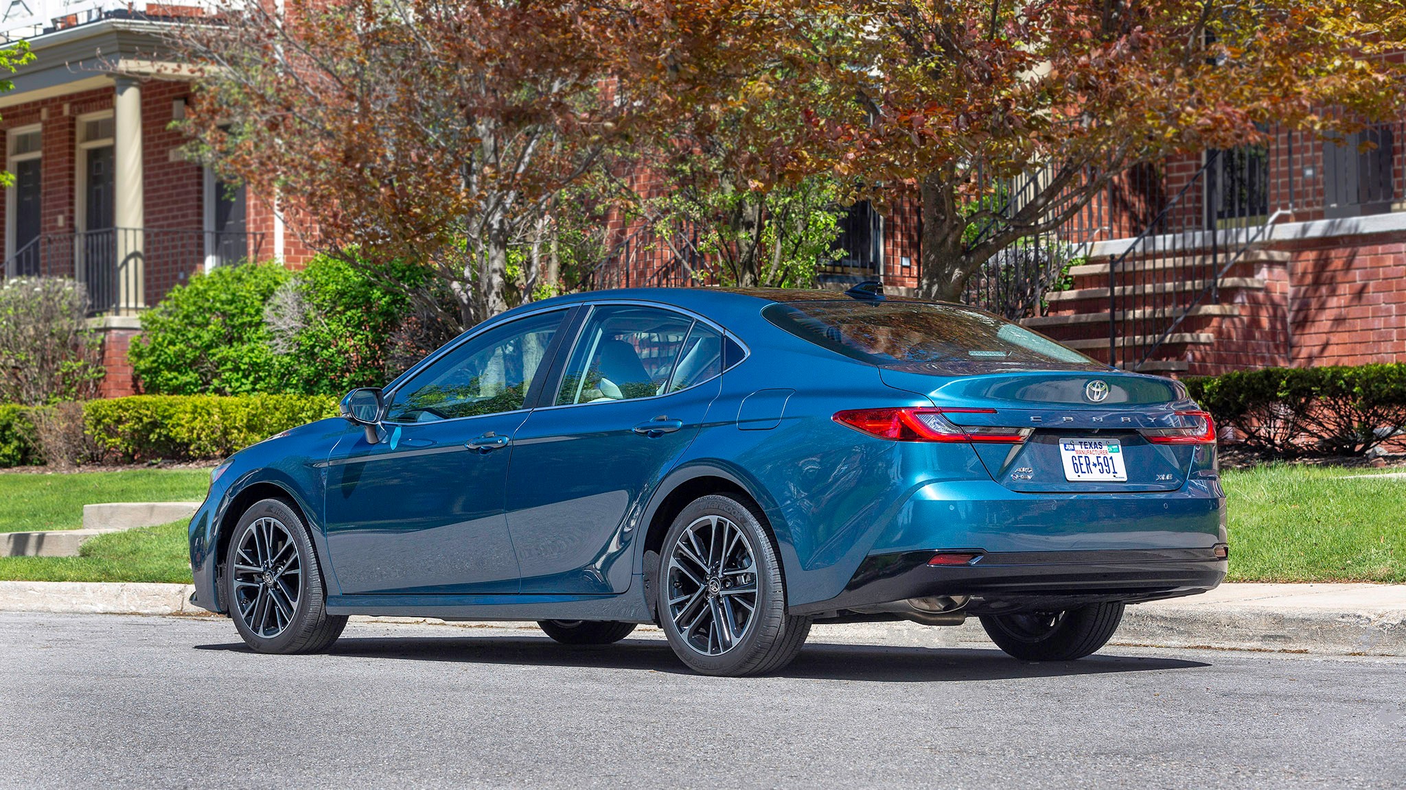015 2025 Toyota Camry XLE AWD rear view
