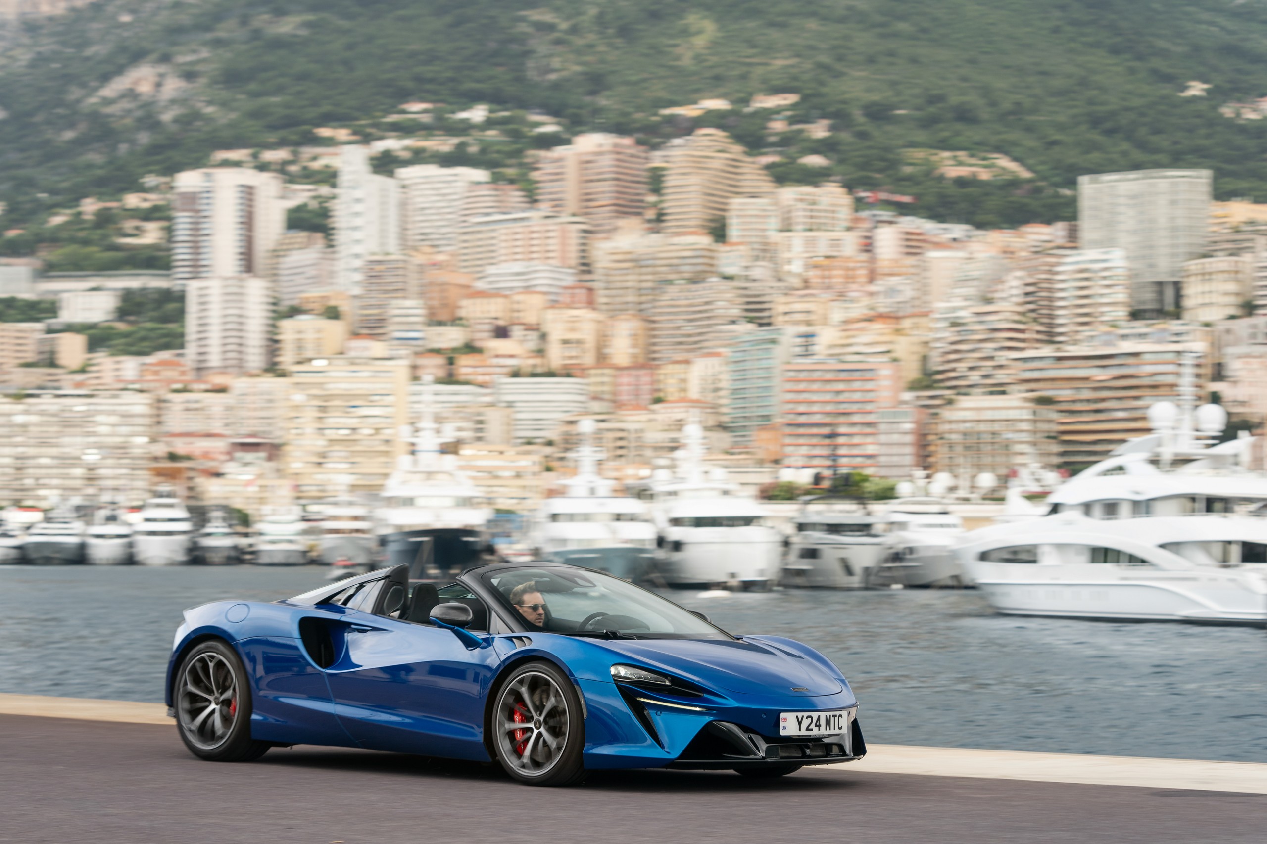 McLaren Artura Spider Monaco 182